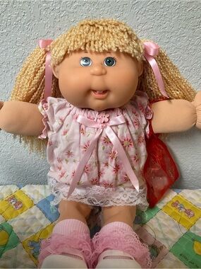 Vintage Cabbage Patch Kid Play Along Girl PA-1 Butterscotch Hair Green Eyes 2004